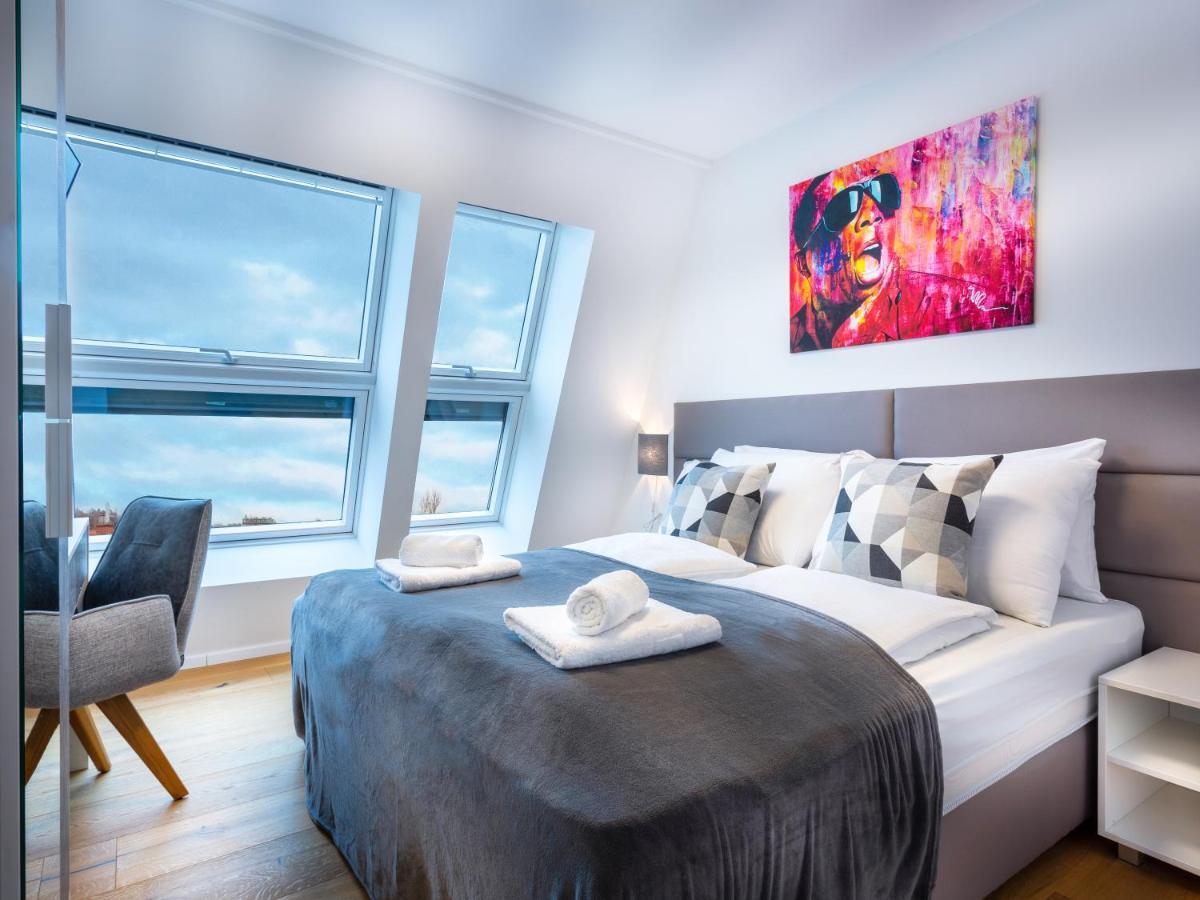 Mark'S Penthouse Apartments Managed By Sky9 Apartments Вена Экстерьер фото